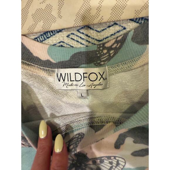 Wildfox Butterfly Camo Sweatshirt – Soft Pastel Print – Size‎ L - Picture 2 of 2